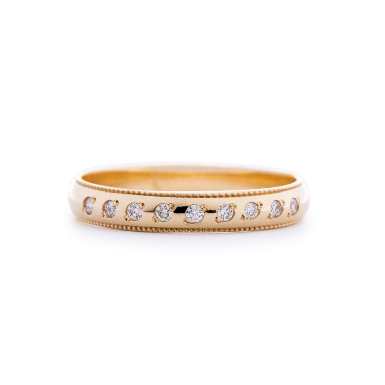 Brilliant Cut Diamond 0.09ct Beaded Edge Wedding Band - Image 3