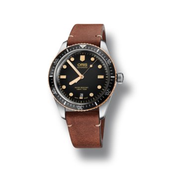 Image of an Oris Divers Sixty-Five Watch