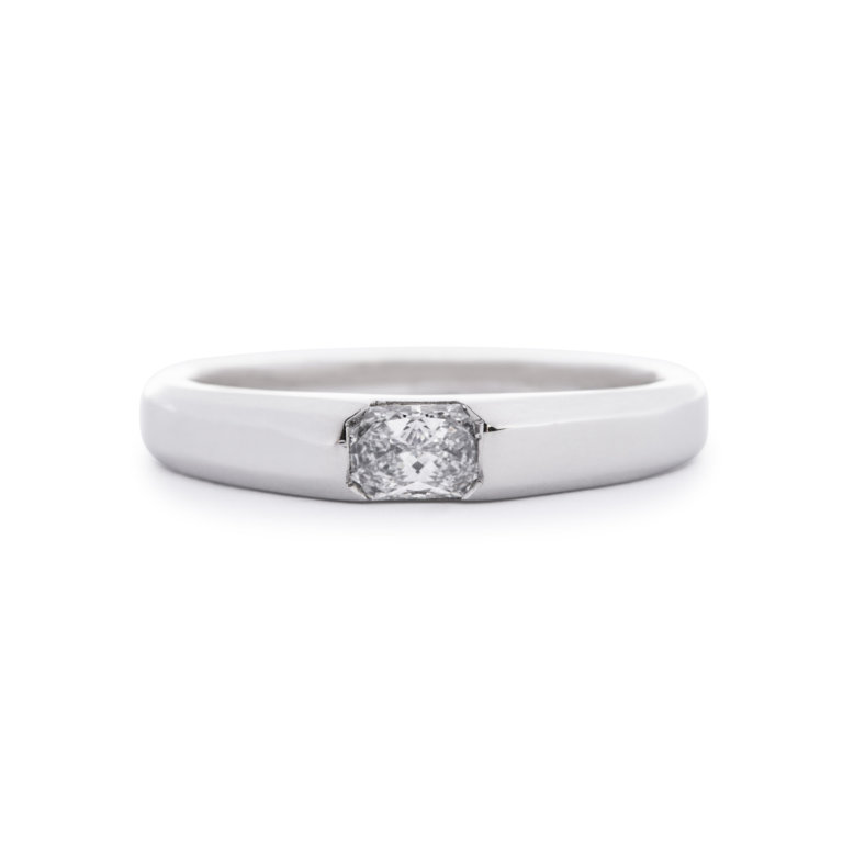 Phoenix Cut Diamond 0.26ct Single Stone Ring - Image 3