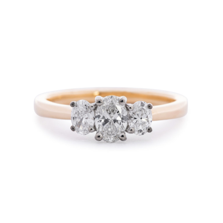 Oval Brilliant Cut 0.79ct Diamond Three Stone Ring - Image 3