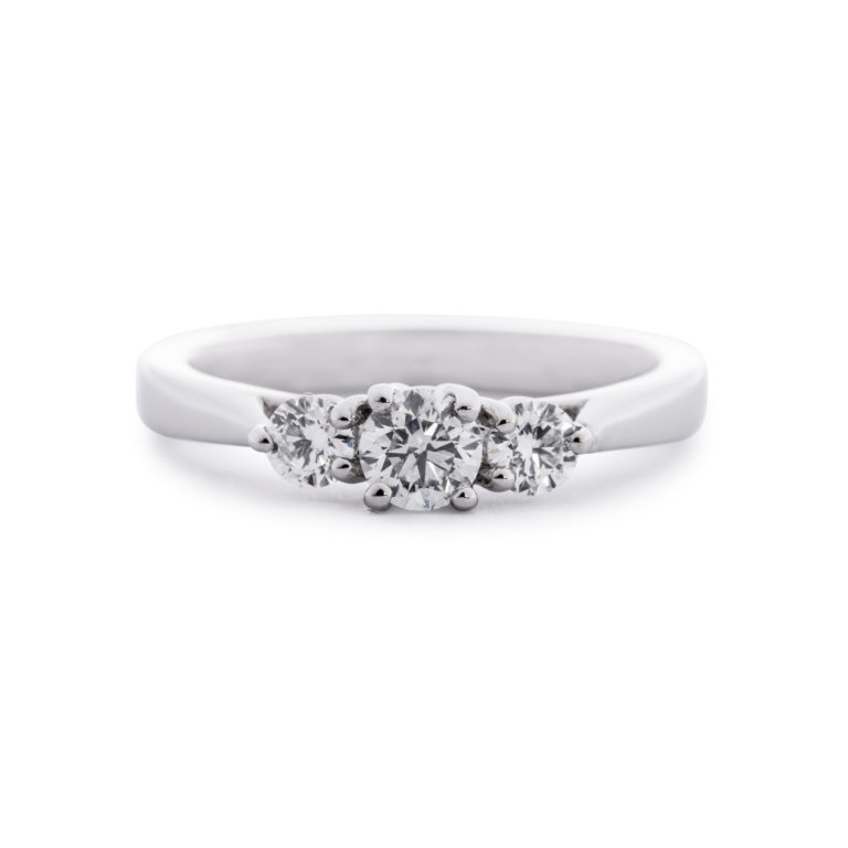 Brilliant Cut 0.52ct Diamond Three Stone Ring - Image 3