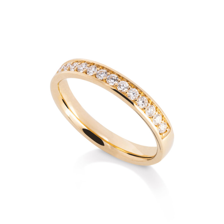 image of a Brilliant Cut Diamond 0.40ct Grain Set Wedding Band in yellow gold