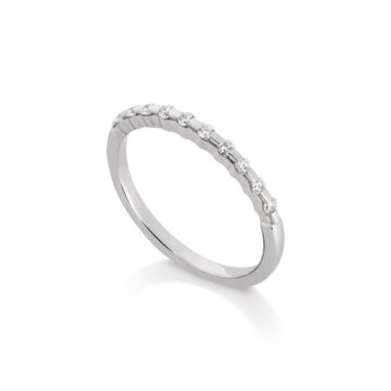 Image of a Brilliant Cut Diamond 0.15ct Horizon Bar Wedding Band in platinum