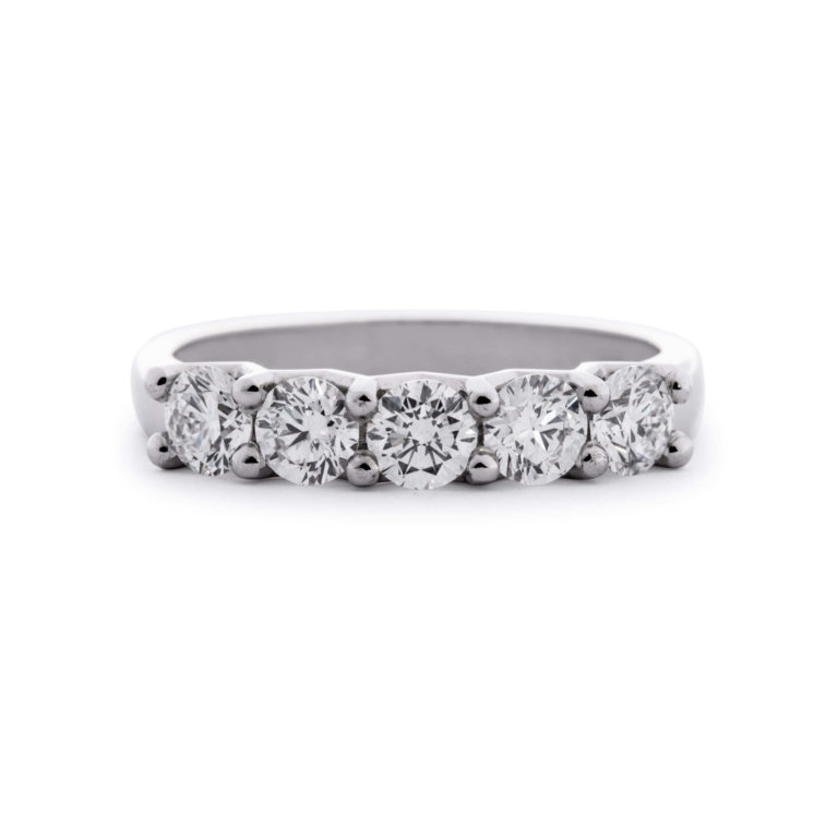 Brilliant Cut 1.04ct Diamond Five Stone Ring - Image 3