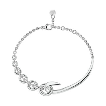 Image of a Shaun Leane Silver Hook Chain Bracelet