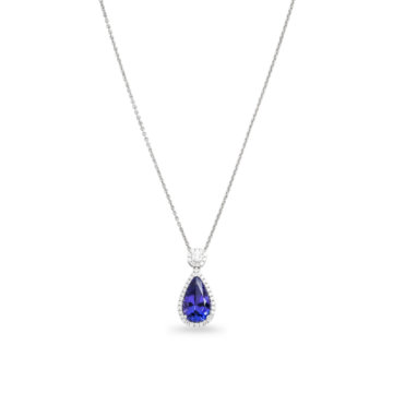 Image of a pear cut pendant