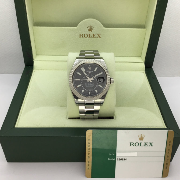 Pre-owned Rolex Oyster Perpetual Sky-Dweller Watch - Image 2