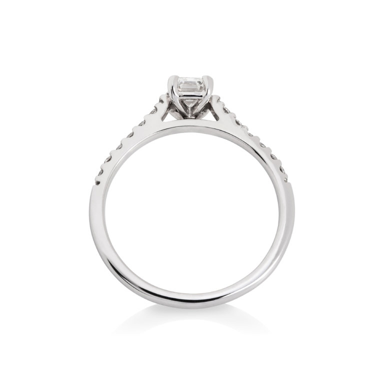 Forever Fattorinis 0.50ct Emerald Cut Diamond with Diamond Shoulders Ring - Image 2