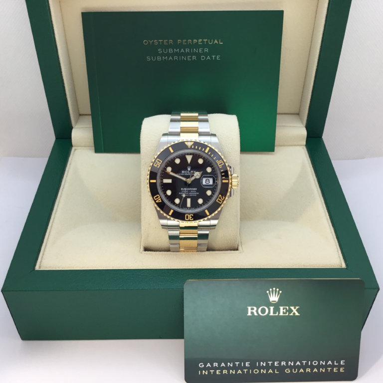 Pre-owned Rolex Oyster Perpetual Submariner Date Watch - Image 2