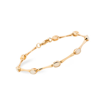 Opal and Yellow Gold Bracelet