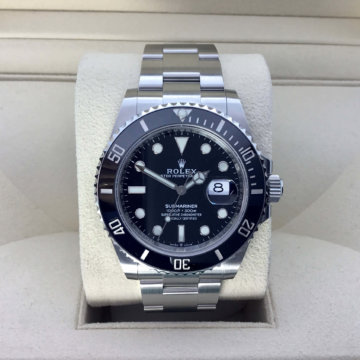 Pre-owned Rolex Oyster Perpetual Submariner Date Watch