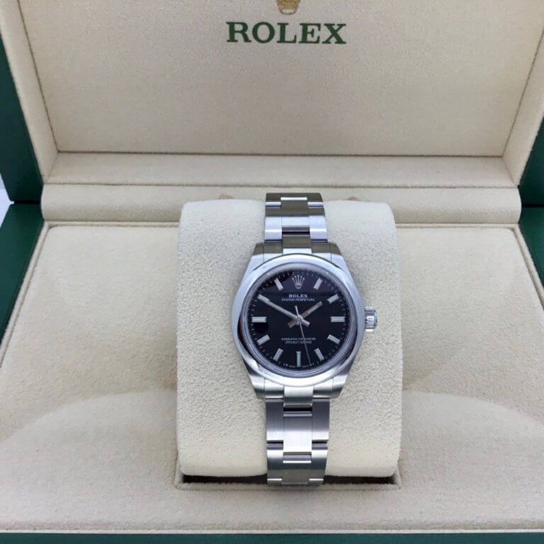 Pre-owned Rolex Oyster Perpetual 28 Watch