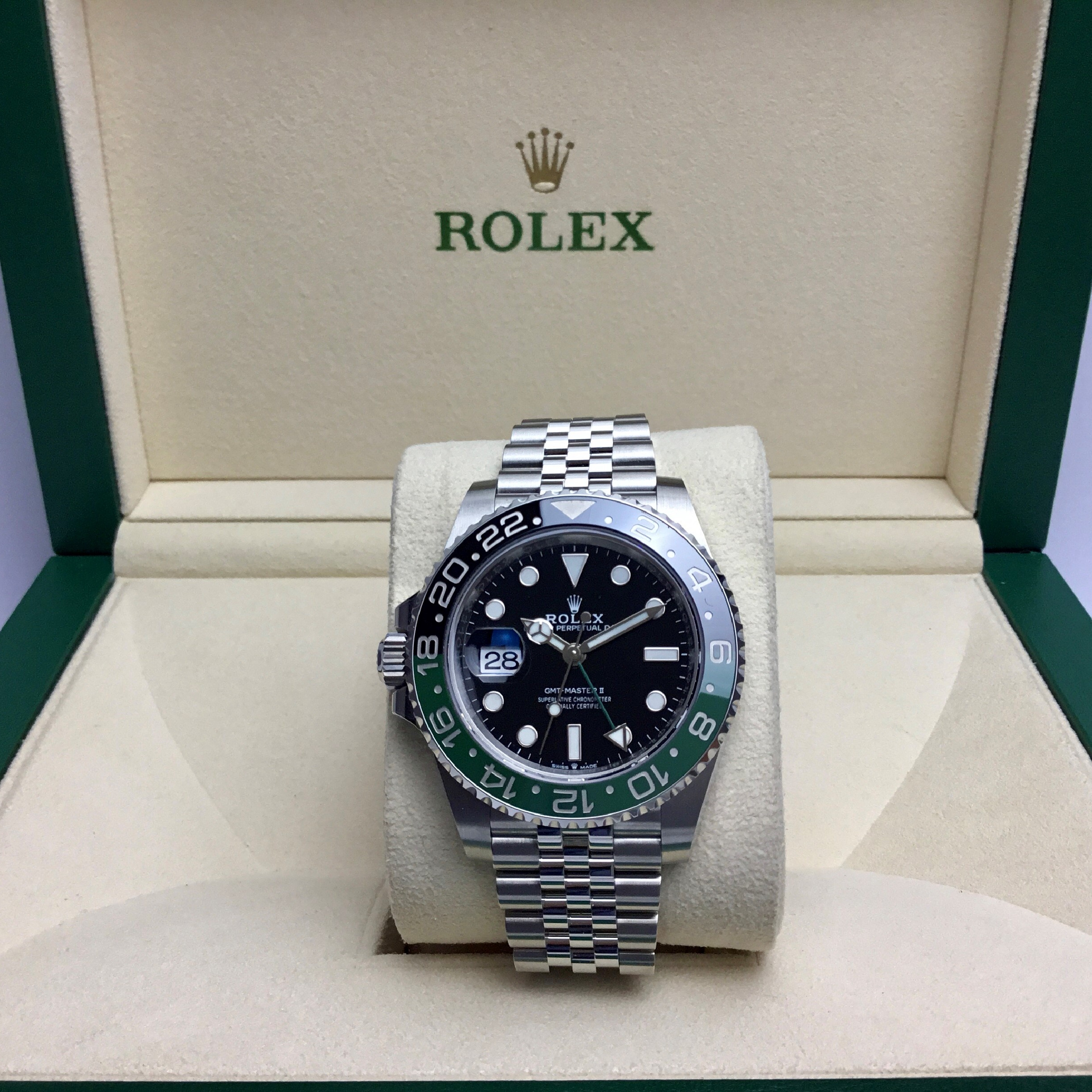 Pre-owned Rolex Oyster Perpetual GMT Master II Watch Jeweller in