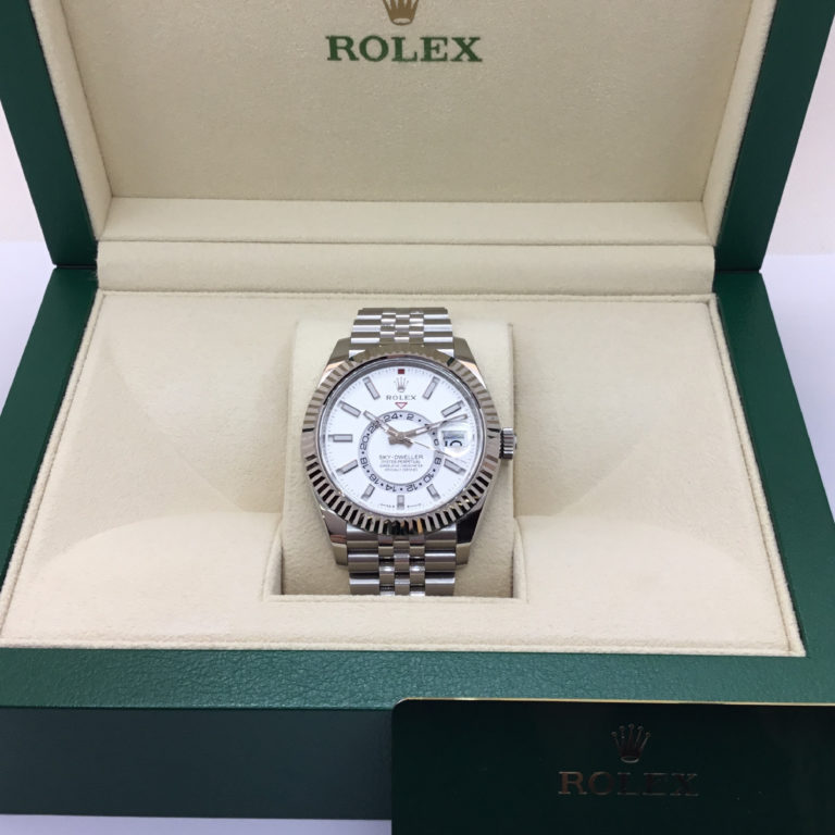 Pre-owned Rolex Oyster Perpetual Sky-Dweller Watch - Image 2