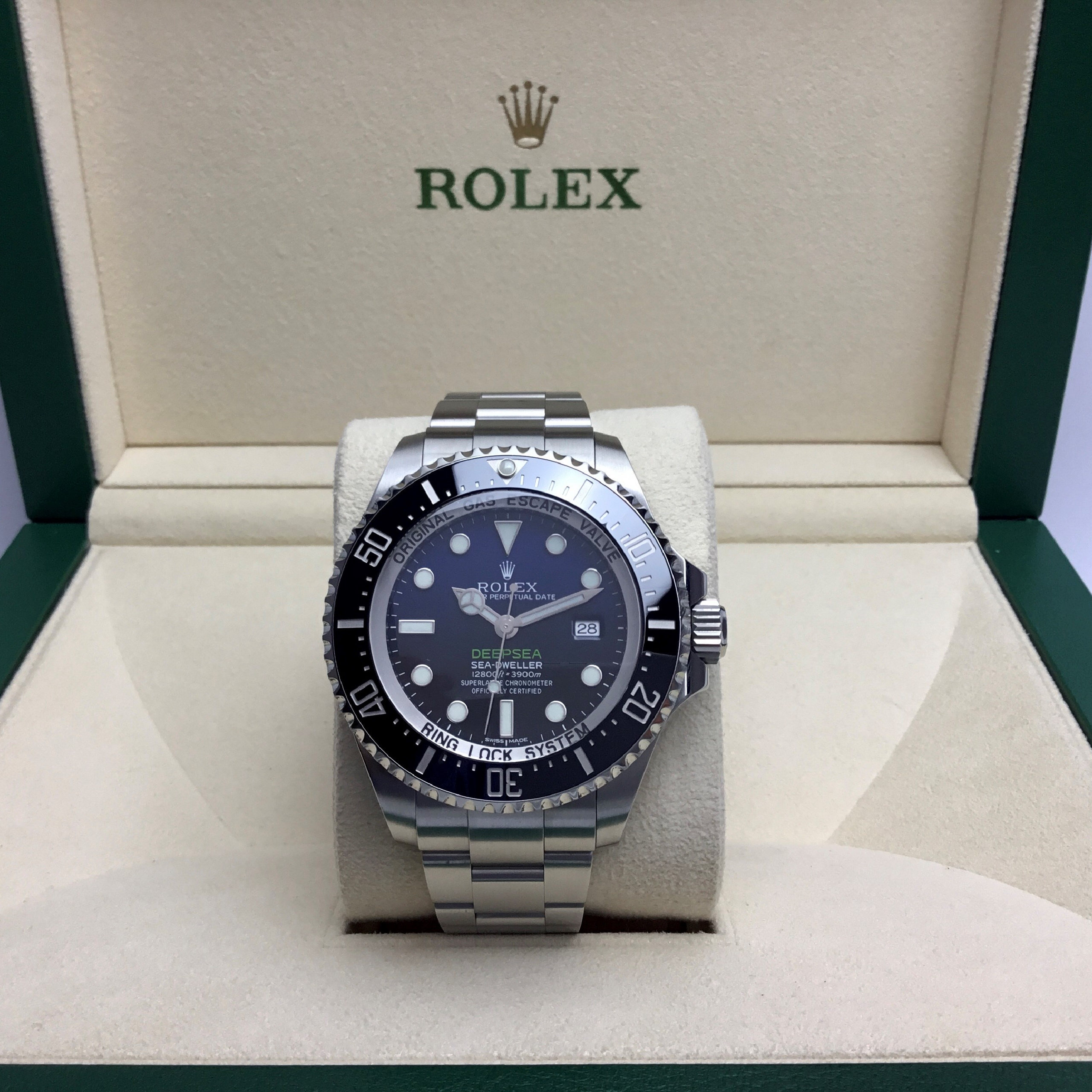 Pre-owned Rolex Oyster Perpetual Deep-Sea Sea-Dweller Watch