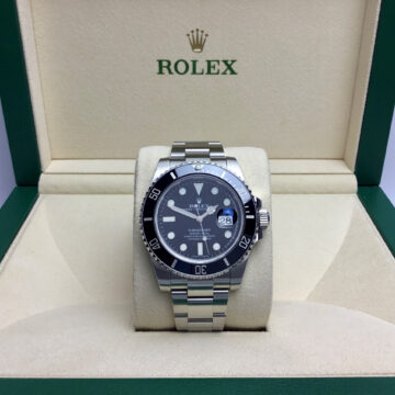 Pre-owned Rolex Oyster Perpetual Submariner Date Watch